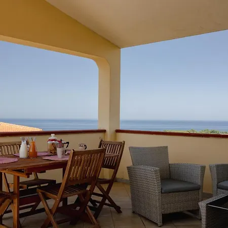 Costa - Budoni Sweet טנאונלה